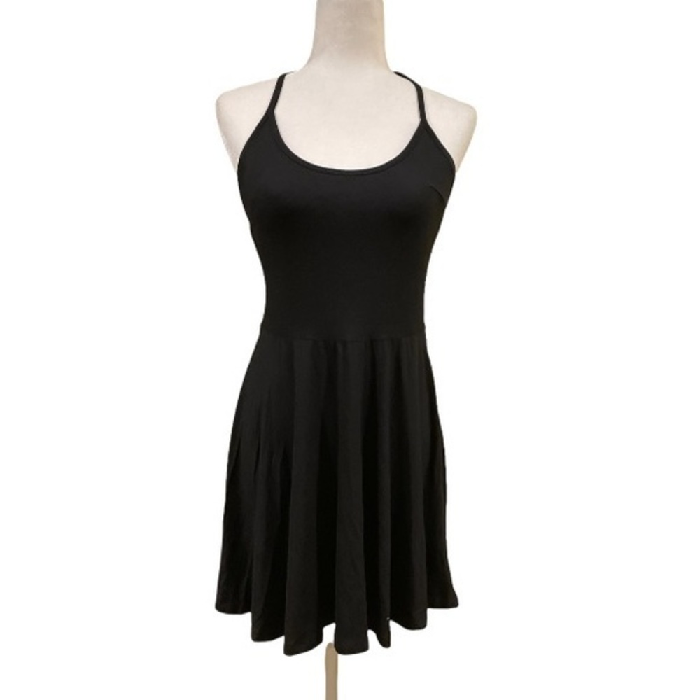 Tobi Black Halter Skater Dress‎ Medium NEW - Picture 2 of 6